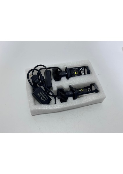 Hz-Y8-Hb H4 Mercekli LED Xenon Far Seti