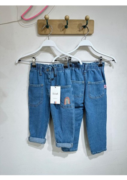 Kız Çocuk Gökkuşağı Nakış Detaylı Mom Jean Kot Pantolon Açık Mavi modelleri