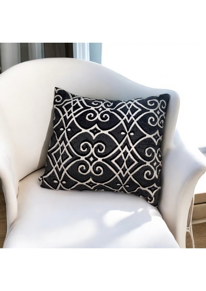 Siyah Beyaz Klasik Desenli Dekoratif Kırlent Kılıfı - 45 x 45 cm modelleri