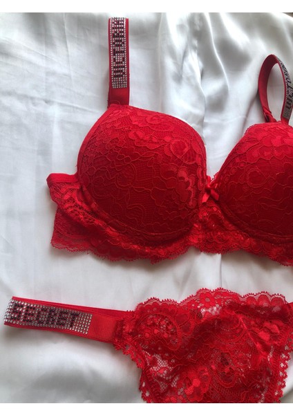 Kadın Dantelli Yarım Destekli Şık Taşlı Sütyen ve Tanga Takımı modelleri