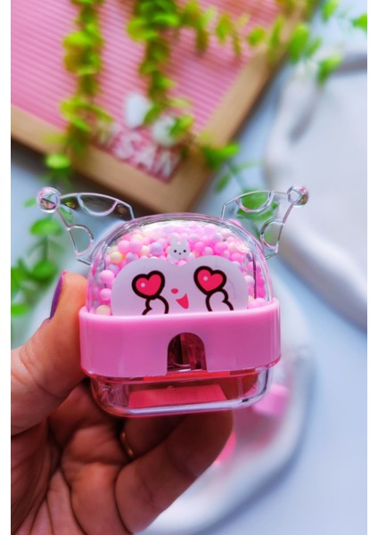 Renkli Köpük Boncuklu Hazneli Kuromi Kalemtraş fiyatları