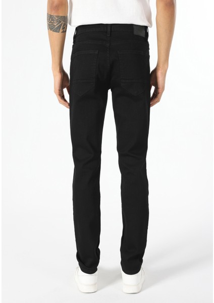 044 Karl Straight Fit Düşük Bel Düz Paça Erkek Siyah Jean Pantolon