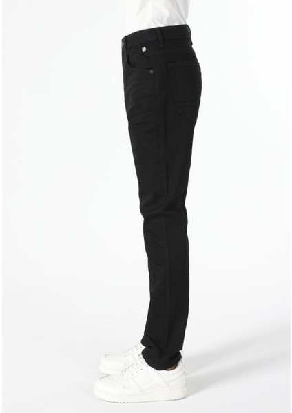 044 Karl Straight Fit Düşük Bel Düz Paça Erkek Siyah Jean Pantolon