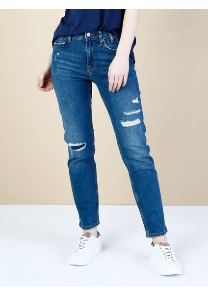 Slim Fit Orta Bel Daralan Paça Kadın İndigo Jean Pantolon fırsatları
