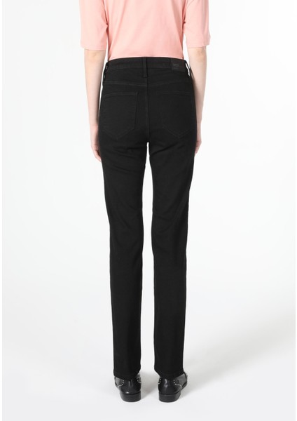 703 Carla Slim Fit Orta Bel Düz Paça Kadın Siyah Jean Pantolon