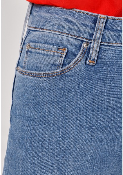 703 Carla Slim Fit Orta Bel Düz Paça Kadın Denim Jean Pantolon