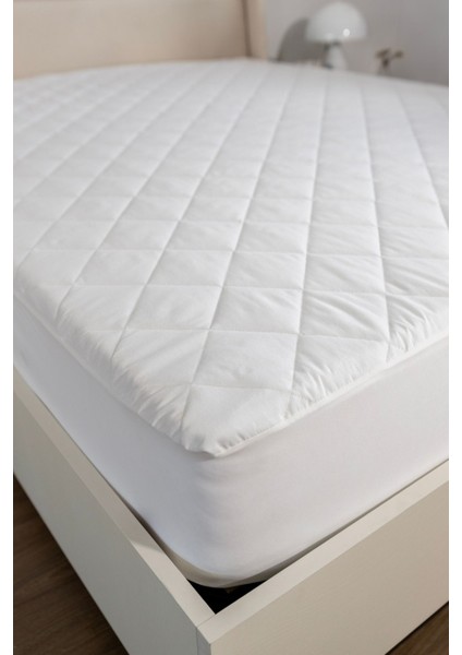 Kapitone Fitted Full Kenar Sıvı Geçirmez Yatak Koruyucu Pamuklu Alez Çarşaf Beyaz