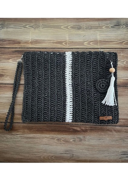 Siyah ve Beyaz Clutch , Portföy, El Yapımı, Astarlı, Tahta Boncuk, Çiçek ve Püskül Aksesuarlı Çanta modelleri