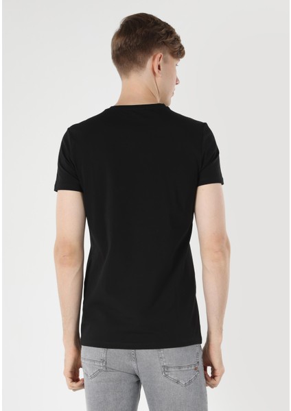 Slim Fit Yuvarlak Yaka Düz Erkek Siyah Kısa Kol Tişört