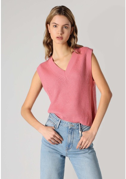 Regular Fit V Yaka Düz Kadın Pembe Kazak