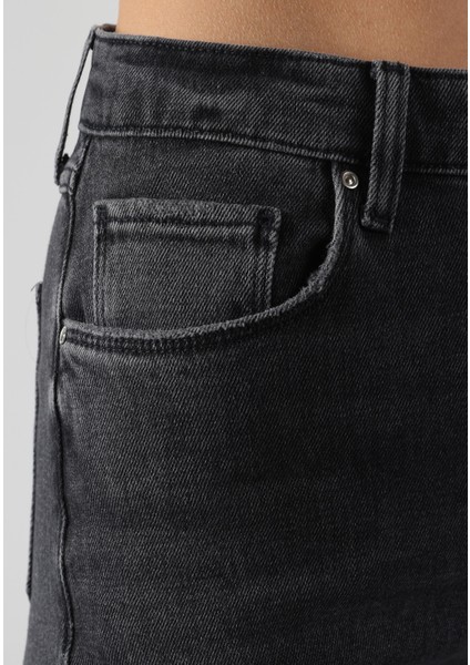 971 Mony Regular Fit Orta Bel Bootcut Kadın Siyah Jean Pantolon