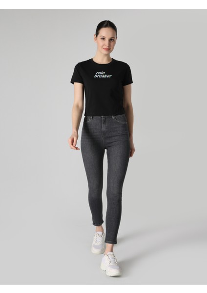 Regular Fit Bisiklet Yaka Baskılı Siyah Kadın Kısa Kol Tişört modelleri