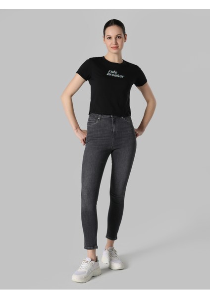 Regular Fit Bisiklet Yaka Baskılı Siyah Kadın Kısa Kol Tişört indirimleri