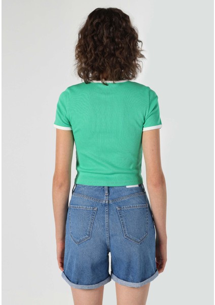 Slim Fit Yuvarlak Yaka Baskılı Kadın Yeşil Kısa Kol Tişört fiyatları