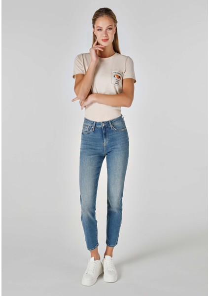 Slim Fit Orta Bel Düz Paça Kadın İndigo Jean Pantolon modelleri