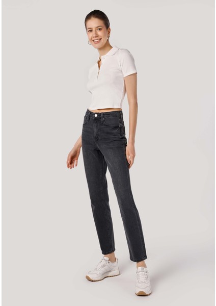 Slim Fit Yüksel Bel Daralan Paça Kadın Denim Jean Pantolon modelleri