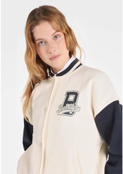 Regular Fit Kolej Beyaz Kadın Ceket Cl1065201 fırsatları