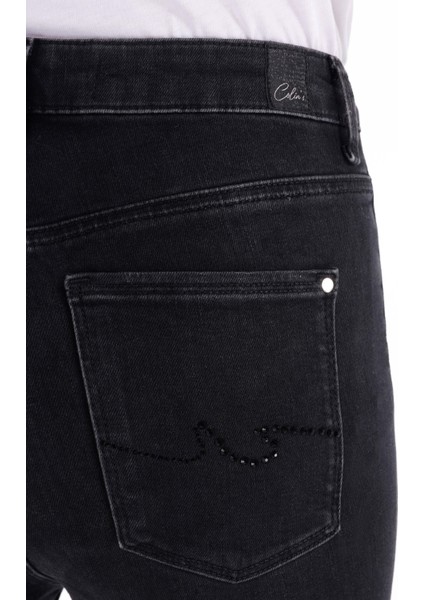 Skinny Fit Yüksel Bel Dar Paça Kadın Siyah Jean Pantolon