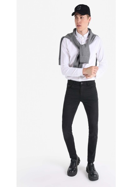 Slim Fit Düşük Bel Dar Paça Erkek Siyah Jean Pantolon modelleri