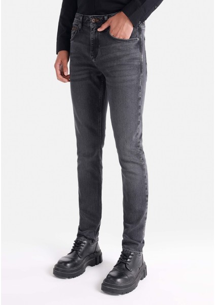044 Karl Straight Fit Düşük Bel Düz Paça Erkek Denim Jean Pantolon