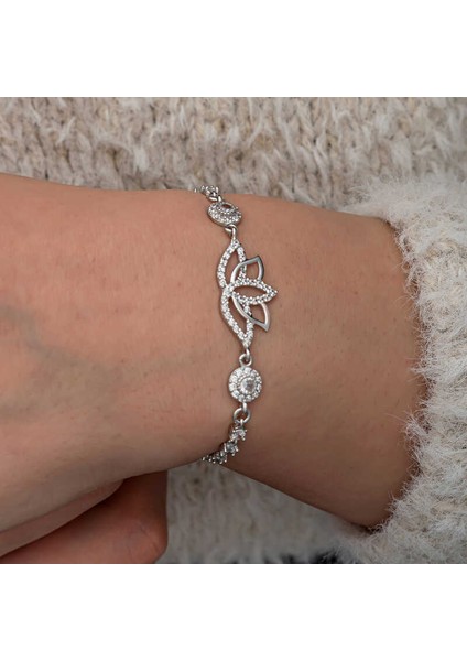 Gümüş Zirkon Taşlı Lotus Kadın Bileklik fiyatları