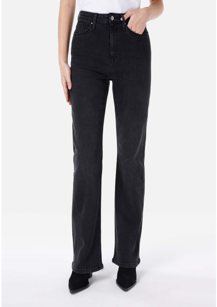Regular Fit Normal Bel Geniş Paça Siyah Kadın Pantolon