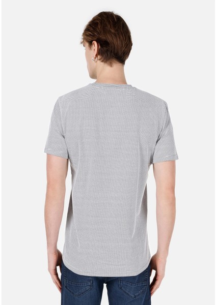 Regular Fit Yuvarlak Yaka Erkek Beyaz Kısa Kol Tişört Cl1067720