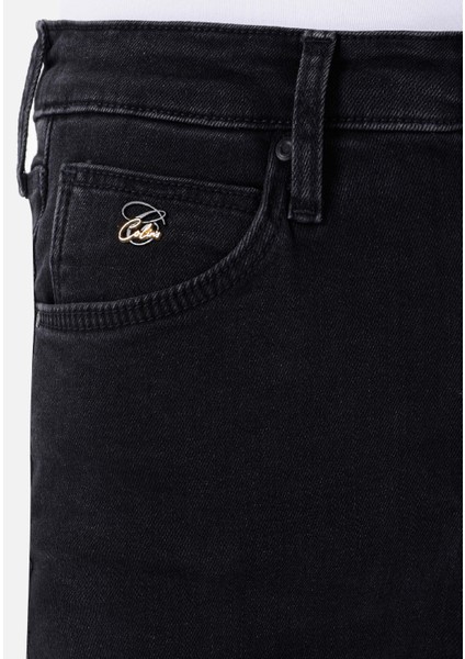 797 Adel Slim Fit Yüksel Bel Ispanyol Paça Kadın Denim Jean Pantolon