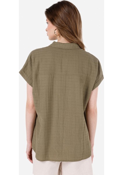 Regular Fit Shirt Neck Kadın Yeşil Kısa Kol Gömlek Cl1067882