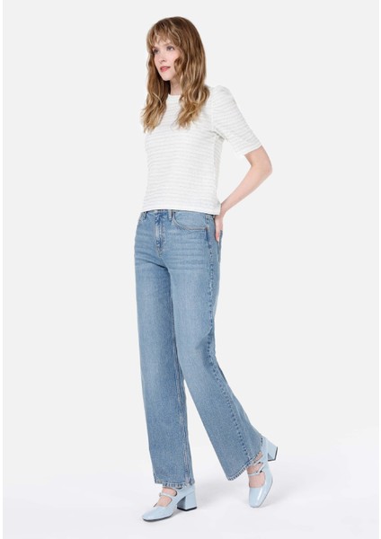 Regular Fit Yuvarlak Yaka Kadın Beyaz Kısa Kol Tişört Cl1068089 modelleri