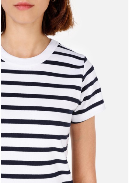 Slim Fit Yuvarlak Yaka Çizgili Kadın Lacivert Kısa Kol Tişört indirimleri