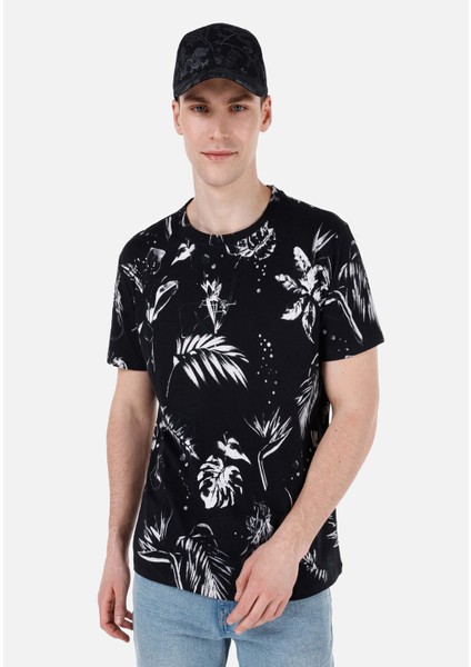 Regular Fit Yuvarlak Yaka Erkek Siyah Kısa Kol Tişört Cl1069390