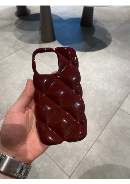 Iphone 14 Pro Max Uyumlu Baklava Desenli Koruyucu Şık Kılıf