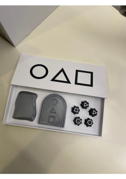 Squid Game Gonggi Kutulu Siyah 5 Taş Oyunu ve Taş Oyunu Sesli,ağır Taşlı-Black Seri