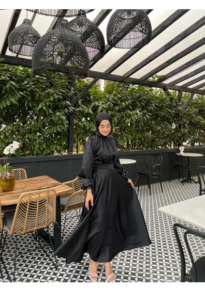 Lia Siyah Tesettür Abiye Elbise fırsatları