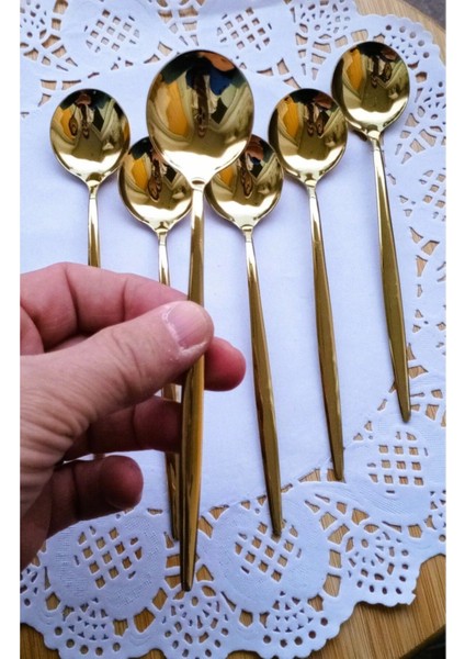 Altı adet şık altın renkli paslanmaz çelik tatlı kaşığı, zarif ve kullanışlı set fiyatları