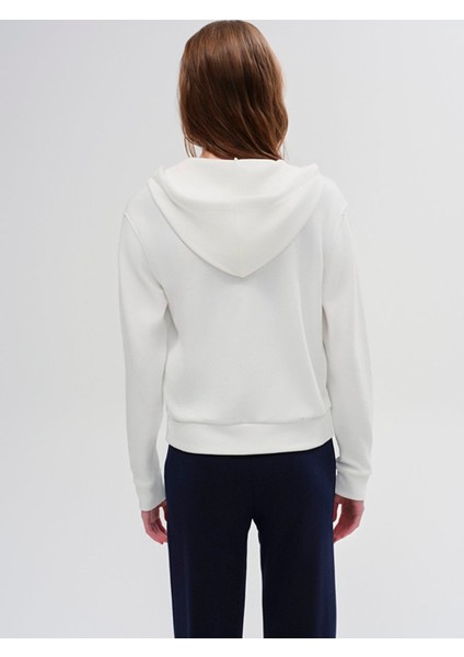 Krem Sweatshırt modelleri