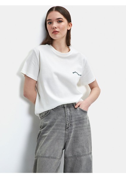 Kadın Sloganlı Ribanalı Regular Beyaz T-shırt fiyatları