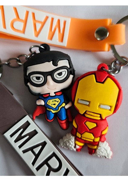 Ironman ve Superman Silikon Çift Anahtarlığı ve Çanta Aksesuarı