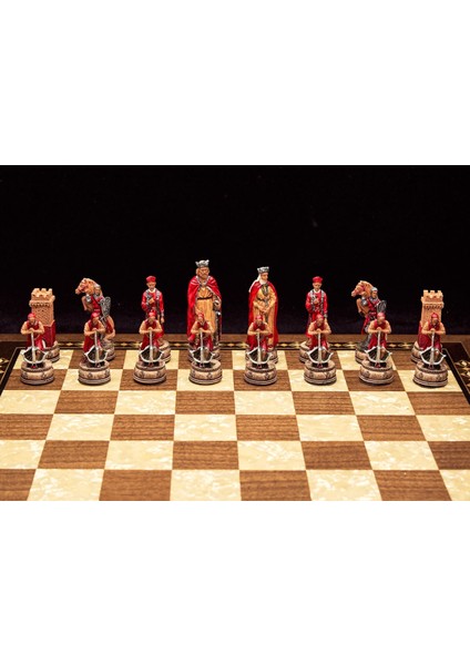 Camelot Temalı Lüks Satranç Figürleri Orta Boy Şah 8 cm(Sadece Figür) modelleri