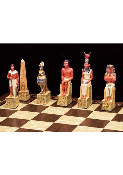 Mısır-Roma Temalı Satranç Figürleri Orta Boy Şah 8 cm (Sadece Figür) fırsatları