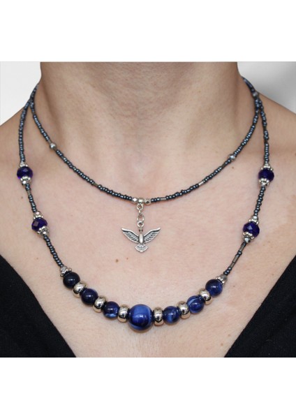 Anka Kuşu Figürlü Kadın Kolye – İki Parçalı, Mavi Boncuklu, Klips Kapamalı Şık Tasarım