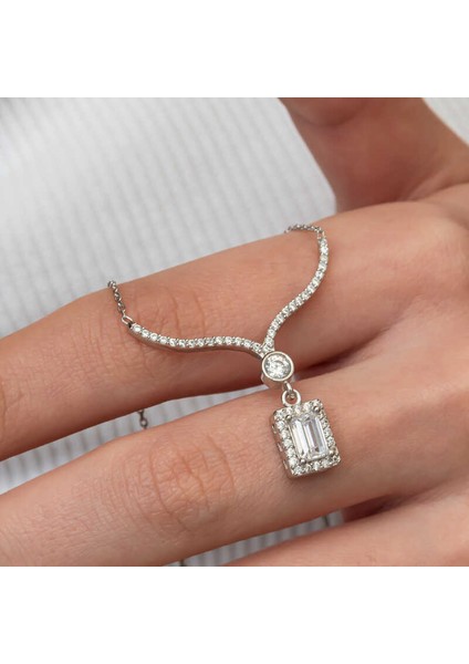 Gümüş Baget Taşlı Gerdanlık Model Kadın Kolye fiyatları