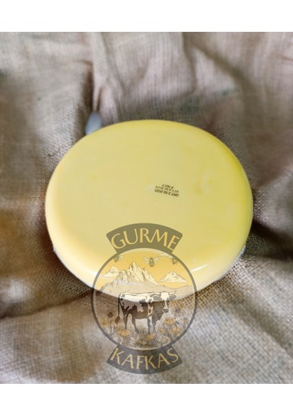 Kars Kaşarı Taze Göbek Kaşar Peyniri 1 kg Tam Yağlı fiyatları