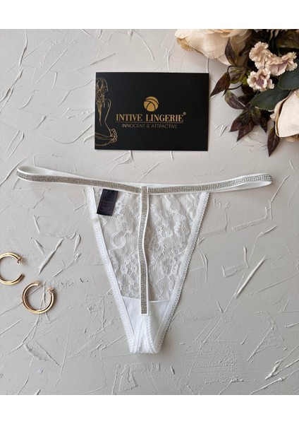 Intive Vs Dantelli Arkası ve Yanları Parlak Taşlı Ultra Şık Kaliteli G-String (Siyah-Beyaz)