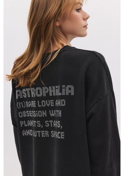 Soluk Efektli Sloganlı Sweatshirt