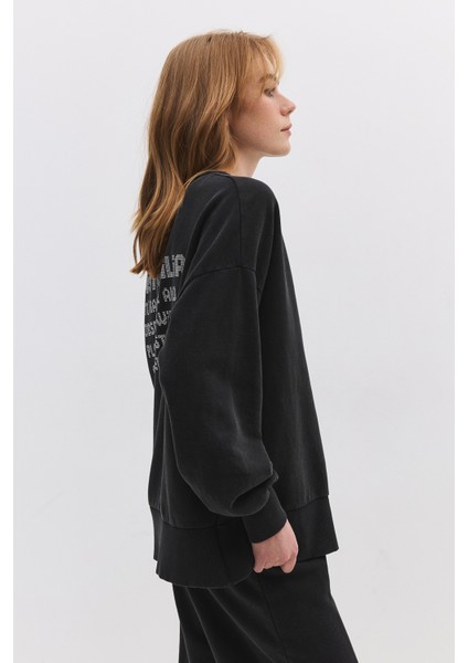Soluk Efektli Sloganlı Sweatshirt