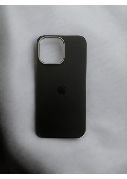Apple iPhone 12 Pro Max Uyumlu Logolu Deri Görünümlü Silikon Kılıf / Kapak modelleri