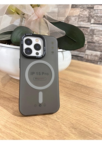 15 Pro Magsafe Destekli Kenar Korumalı Slikon Kılıf