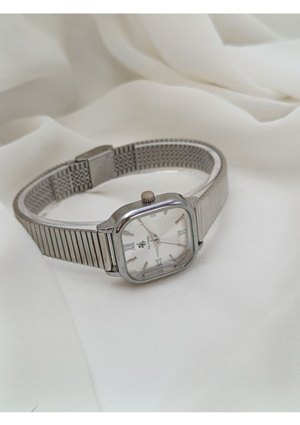 Polo White Vintage Model Kadın Kol Saati 09 fiyatları